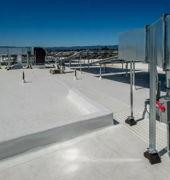 A new commercial membrane roofing system on a flat roof in Illinois